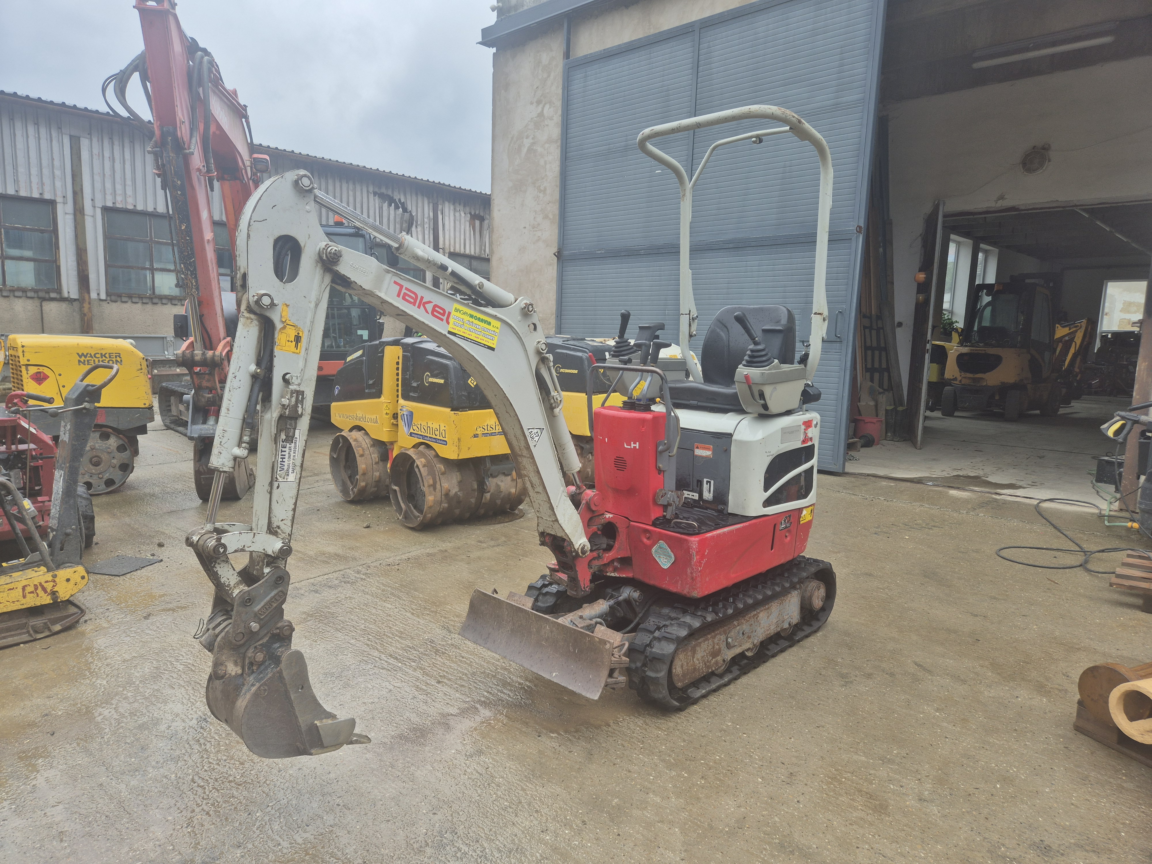 TAKEUCHI TB210R,R.V.2019