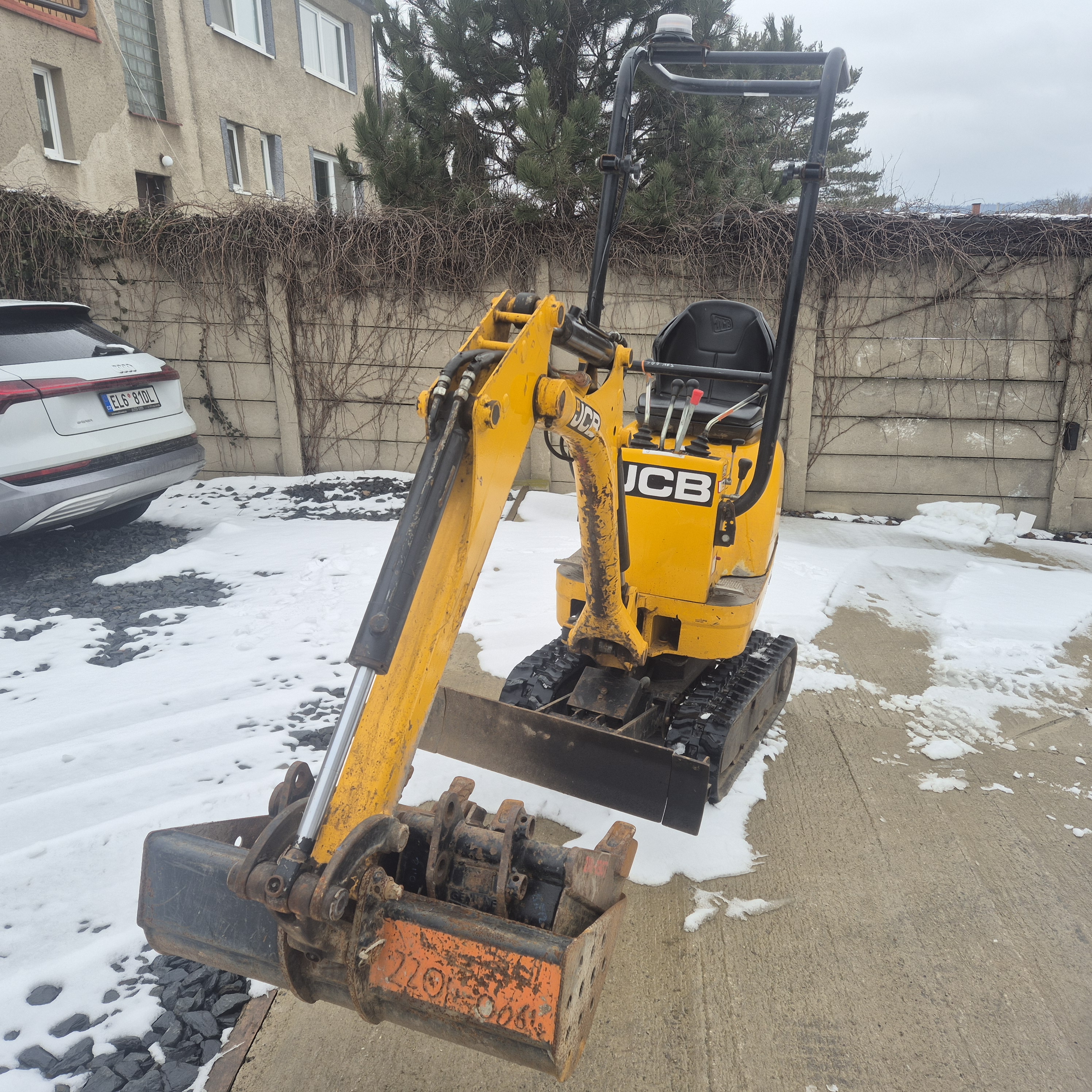 Jcb 8008 MINIRYPADLO,R.V.2022